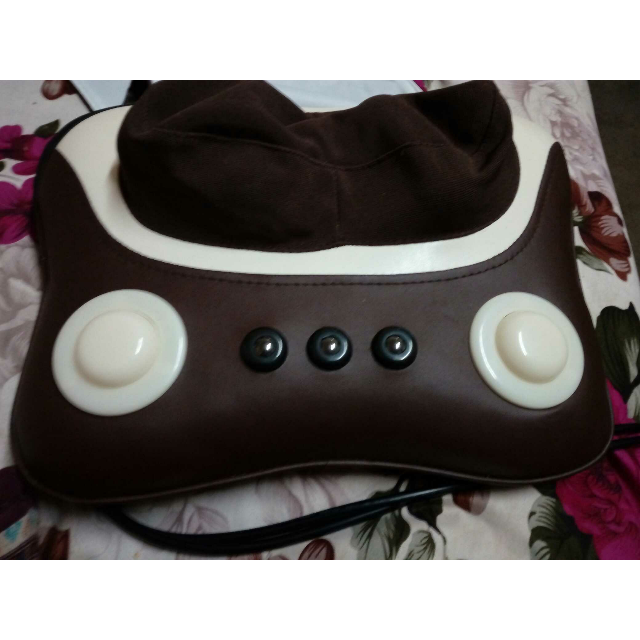 蓓慈颈椎按摩器 颈部腰部肩部背部腰椎仪垫家用多功能全身按摩枕 bat