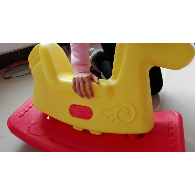 文博仕 儿童摇马塑料儿童木马幼儿园户外玩具 黄色
