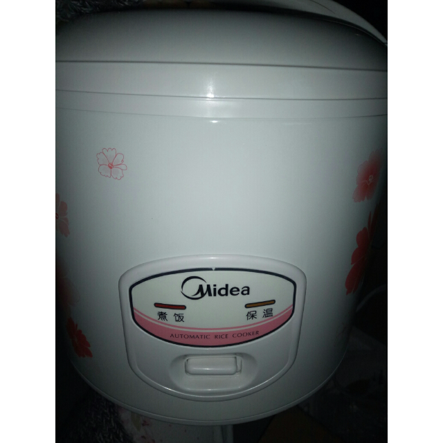 > 美的(midea) 电饭煲 yj508j机械式 5升/5l商品评价 > 今天收到货
