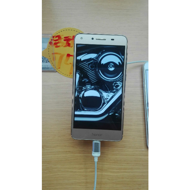 > 华为荣耀畅玩5移动版(cun-tl00)(2gb 16gb)白色商品评价 > 不错,不