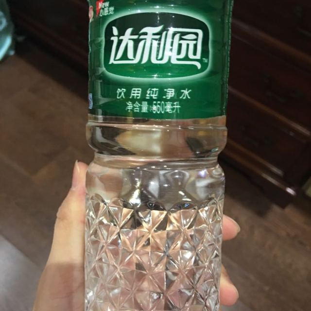 达利园矿物质水图片