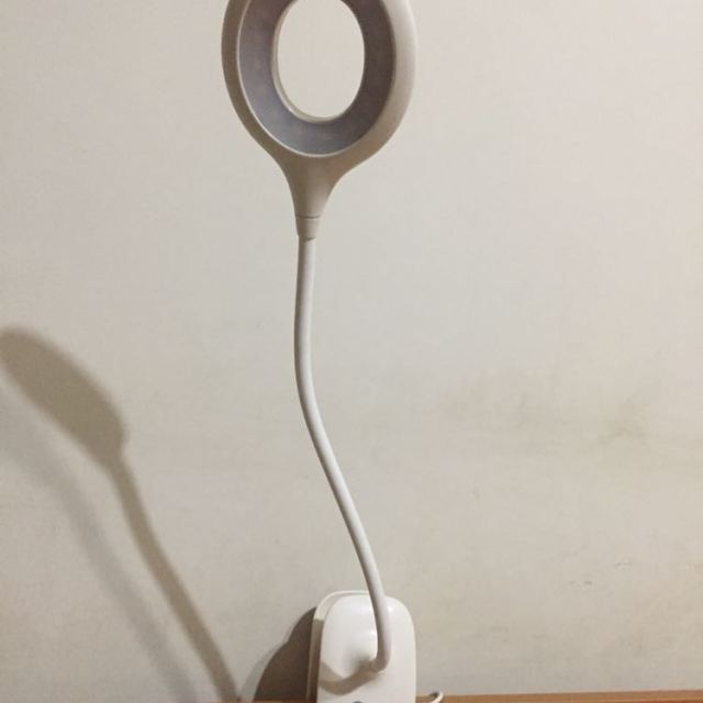 美的可充电池式led小台灯护眼卧室床头迷你大学生宿舍usb夹子夹式雅典