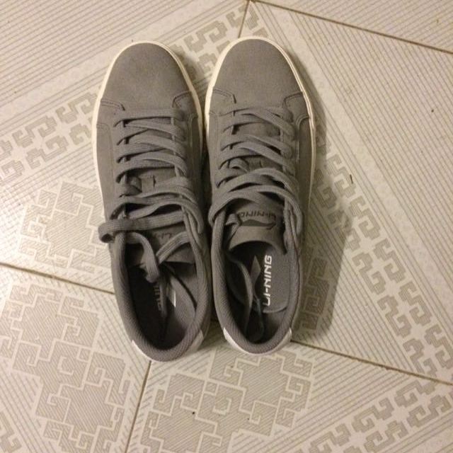 正品2016新款反绒牛皮休闲滑板鞋男子运动鞋 alch043 冷灰8c/李宁白