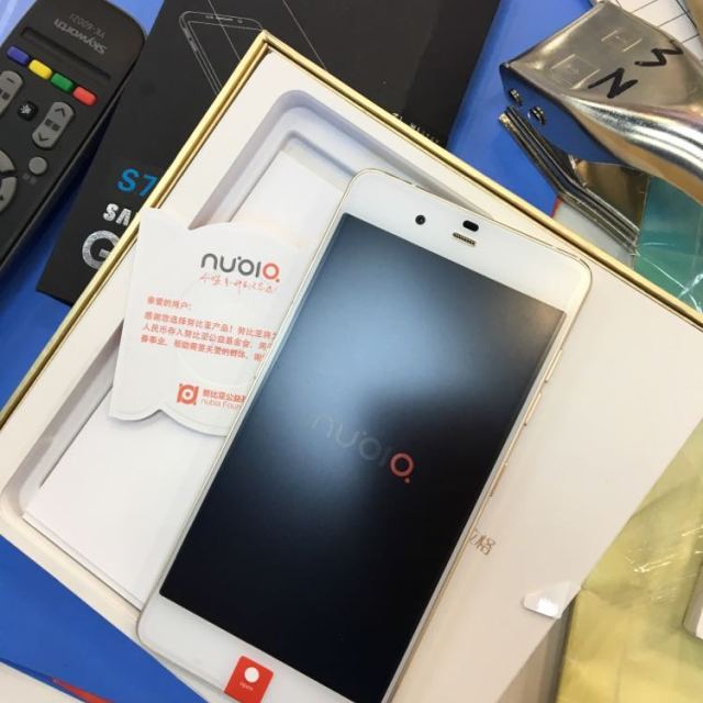 > 努比亚(nubia)my布拉格(nx513j) 全网通 前白后金 3 32g商品评价 >