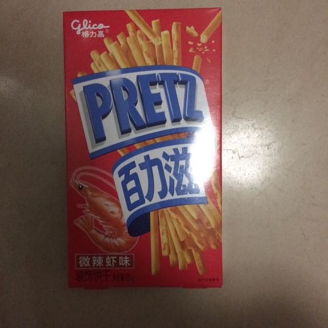 格力高百力滋微辣虾味装饰饼干棒65g盒