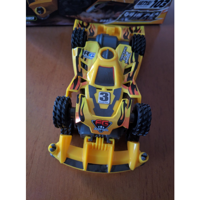 奥迪双钻auldey零速争霸标准系列裂地飞轮四驱车