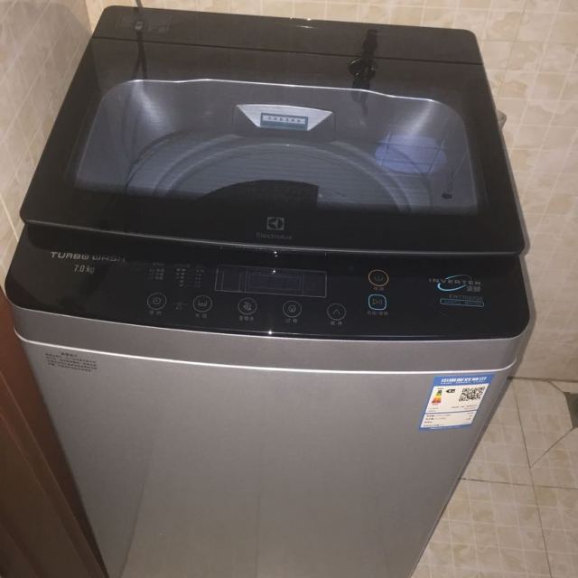 伊莱克斯electroluxewt7022qs7公斤智能变频全自动家用一级节能波轮