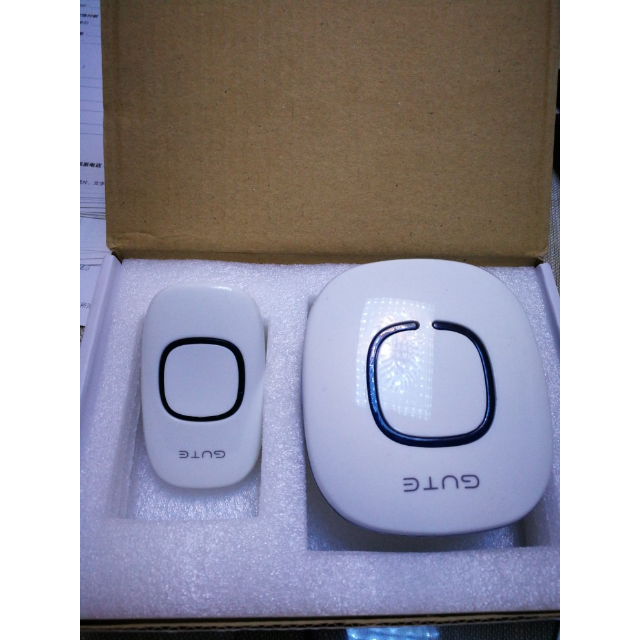 gute固特 时尚彩色无线门铃家用远距离缤纷三色任选 m4868圆形白色