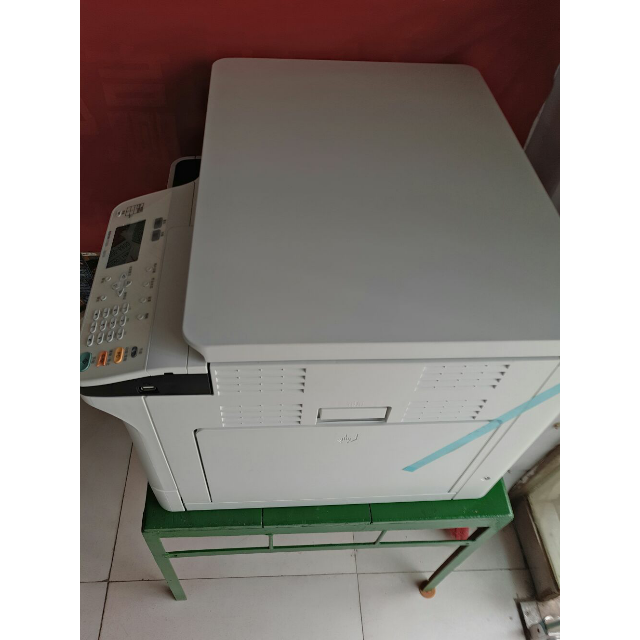 东芝(toshiba)2303a复合机 (a3幅面 黑白激光复印 打印 彩色扫描)复印