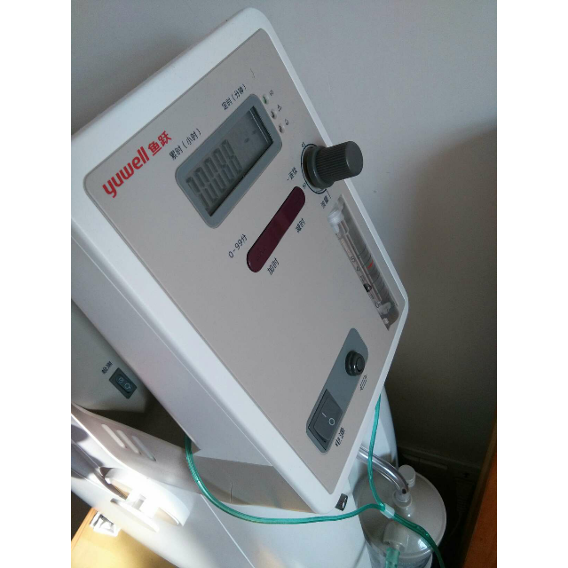 鱼跃3l医用级制氧机9f-3w 吸氧机老人孕妇制氧机带雾化家用氧气机