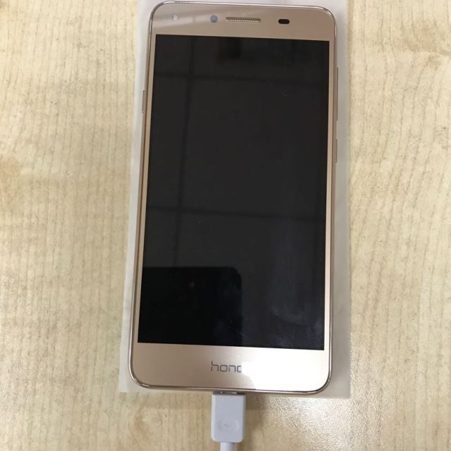 华为荣耀畅玩5移动版(cun-tl00)(2gb 16gb)金色高清大图|实物图