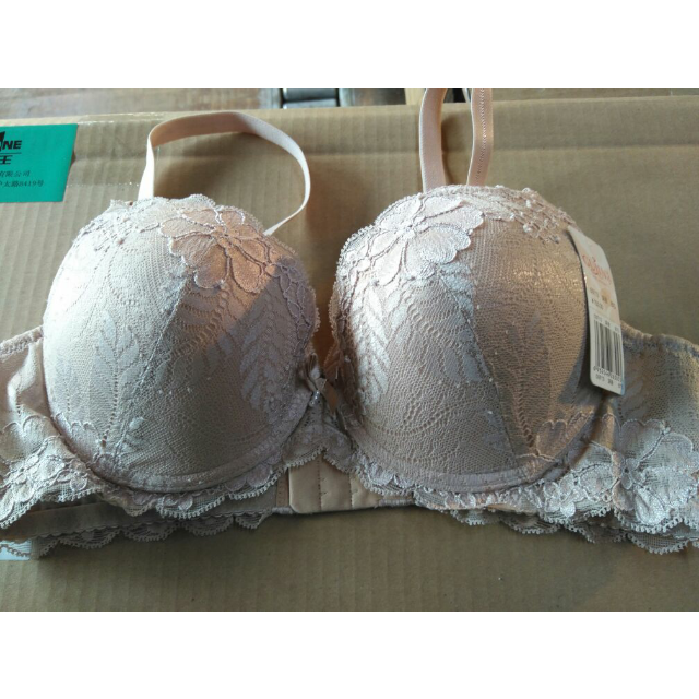 性感蕾丝聚拢3/4加厚上薄下厚内衣文胸09713 深肤 75b高清大图|实物图