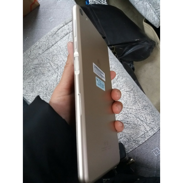 > 华为(huawei)m2 7英寸平板电脑 32g 4g通话 淡雅金 ple-703l商品