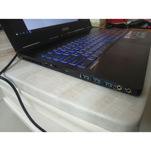 微星gs63vr 7rf-239cn 15.