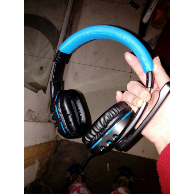 > 硕美科(somic) g923 头戴式电脑耳麦 游戏耳机 重低音 黑蓝色商品
