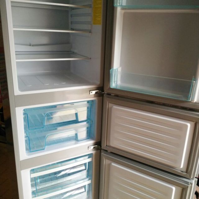 北极熊200升三门冰箱 中门软冷冻 分类保鲜 冷藏冷冻家用电冰箱 玻璃