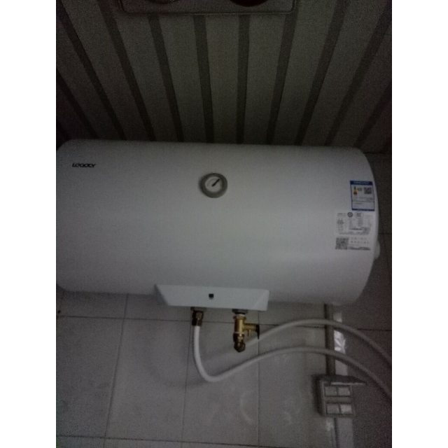 统帅(leader)60升电热水器lec6001-20x1 8年质保【海尔荣誉出品】