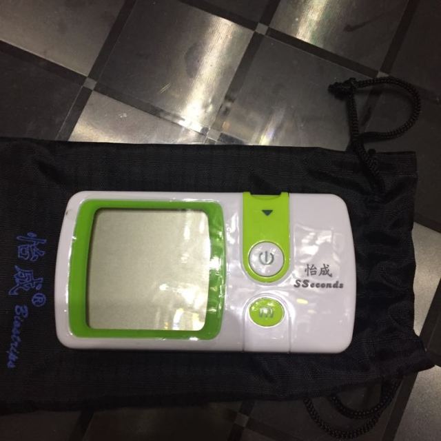 > 怡成5秒医用级家用血糖仪含独立装试纸【央视广告款 大屏幕看得清】