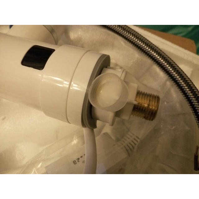 tcltdr-30cx(原装)即热式电热水龙头家用小厨宝 速热式热水器 电热水