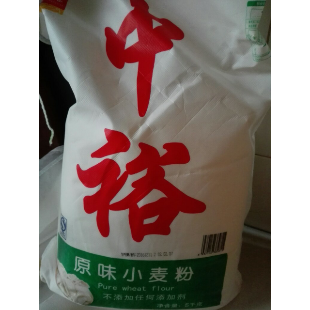 > 中裕(zhongyu)原味小麥粉5kg麵粉富強粉中筋麵粉商品評價 > 一直都