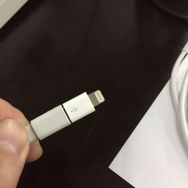 apple苹果原装转接头安卓转lightning转换器iphone5s6s6plus转换器