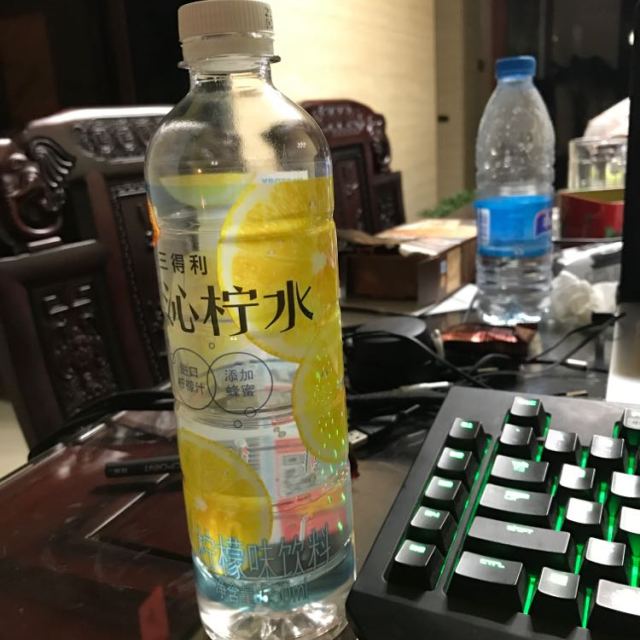 【苏宁易购超市】三得利(suntory)饮料沁柠水550ml*15瓶/整箱装