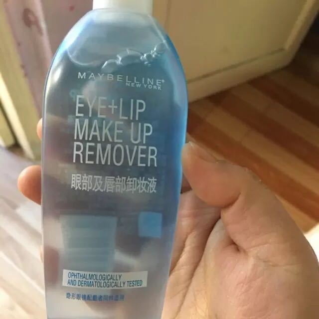 > 美寶蓮(maybelline)眼部及唇部卸妝液150ml 溫和卸妝商品評價 > 第