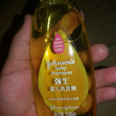 强生婴儿柔亮洗发精100ml 婴儿洗发精100ml 无泪配方低刺激 宝宝洗护