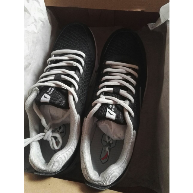 安踏男鞋运动鞋 男士轻质易弯折网面透气跑步鞋11625553 -4黑/淡灰