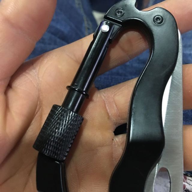 户外多功能救生折叠刀 野外野营求生装备万能刀 超轻便携式挂扣刀