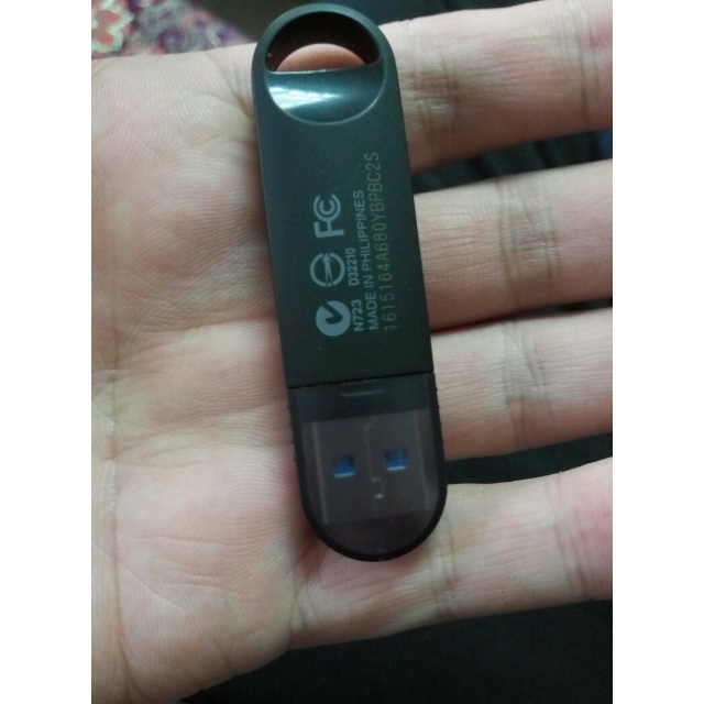 > 东芝(toshiba)速闪 32gb u盘 黑色 usb3.