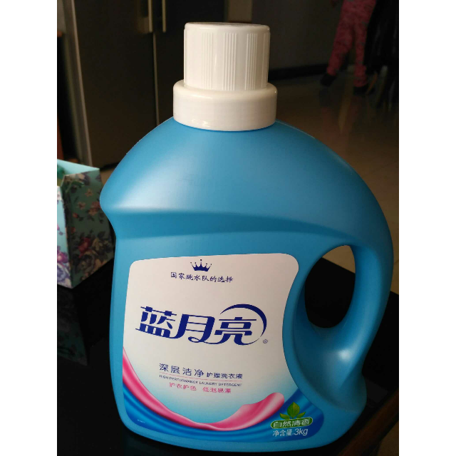 蓝月亮自然香洁净洗衣液3kg