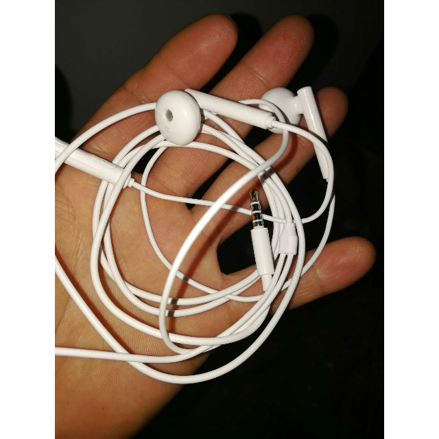 华为huawei麦半入耳式耳机am115白色华为手机可用手机线控有线耳机
