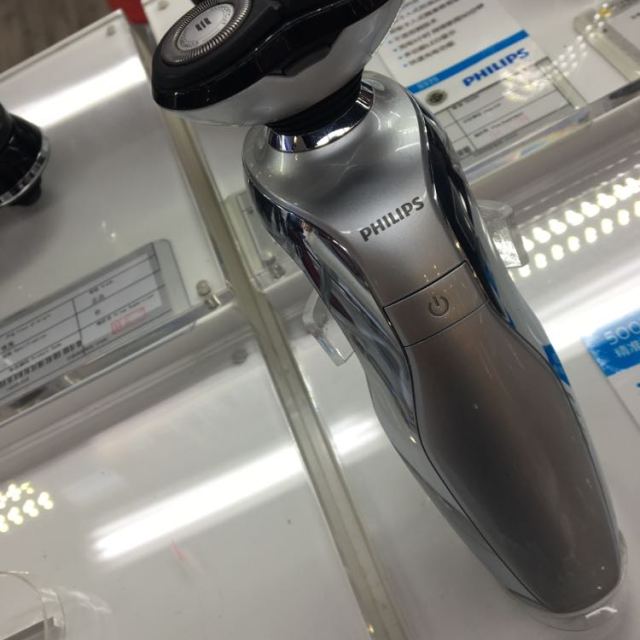 > philips/飞利浦 电动剃须刀 s560 全身水洗 带修剪器商品评价 > 好
