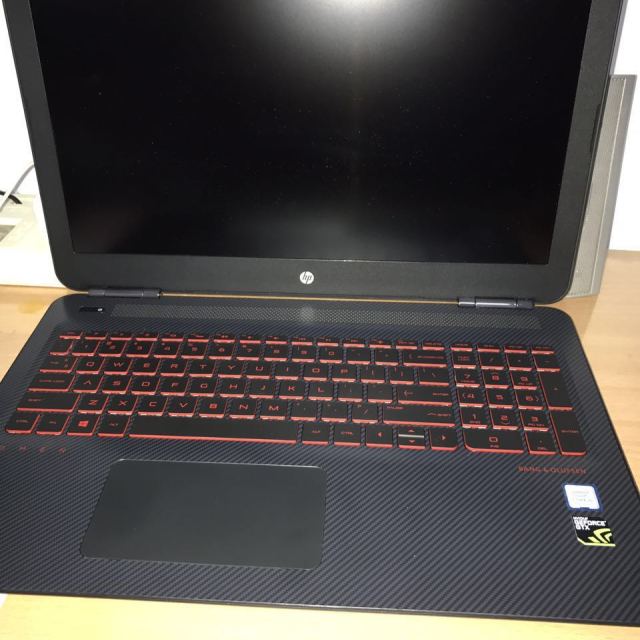 惠普(hp)暗影精灵2代pro 暗影红 15.