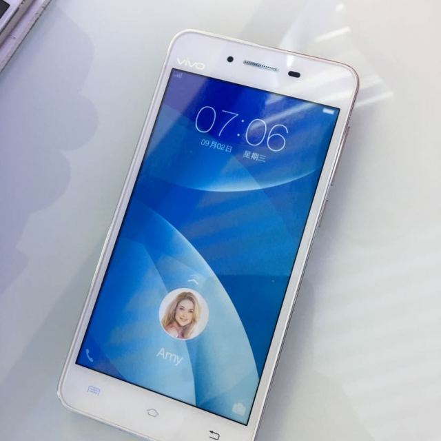 vivo手机y35(香槟金)