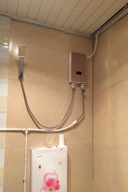 电热水器即热式洗澡家用淋浴评价 2017