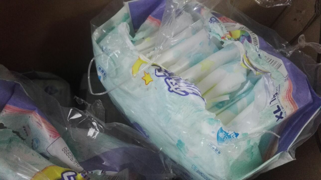 干爽婴儿纸尿片