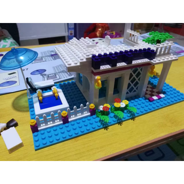 【苏宁红孩子】邦宝早教积木玩具假日别墅6105塑料拼装儿童玩具女孩