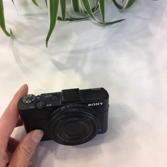 > 索尼(sony) dsc-rx100m2 黑卡二代数码相机 rx100ii商品评价 > 好