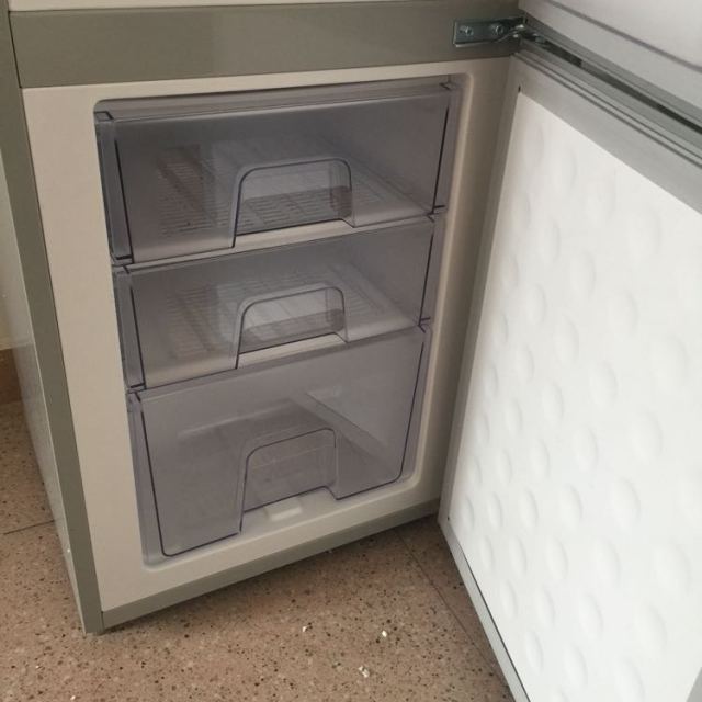 万宝(wanbao) bcd-170d 两门迷你冰箱 小型家用 小型冰箱 节能静音 直