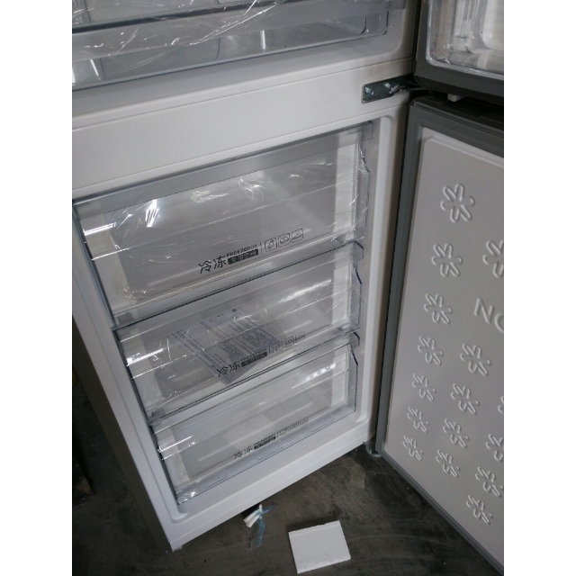 海尔(haier)bcd-190wdpt 190升双门小冰箱 风冷无霜 炫彩金外观 节能