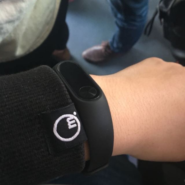 现货包邮】小米手环2 来电提醒 显示时间 智能手环 小米手环2代 黑色