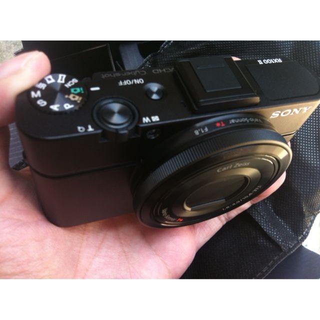 索尼(sony) dsc-rx100m2 黑卡二代数码相机 rx100ii
