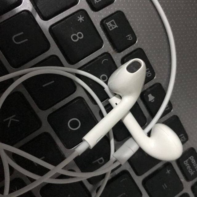 apple/苹果 采用 lightning 接头的 earpods iphone7/7plus 耳机