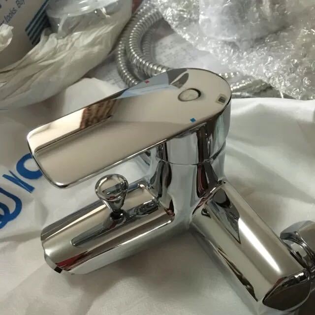 moen摩恩 花洒喷头莲蓬水龙头冷热全铜增压淋雨龙头淋浴花洒套装91006