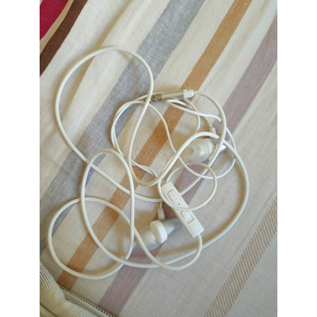 1more万魔活塞耳机风尚版e1009深空灰入耳耳塞式有线耳机线控重低音带