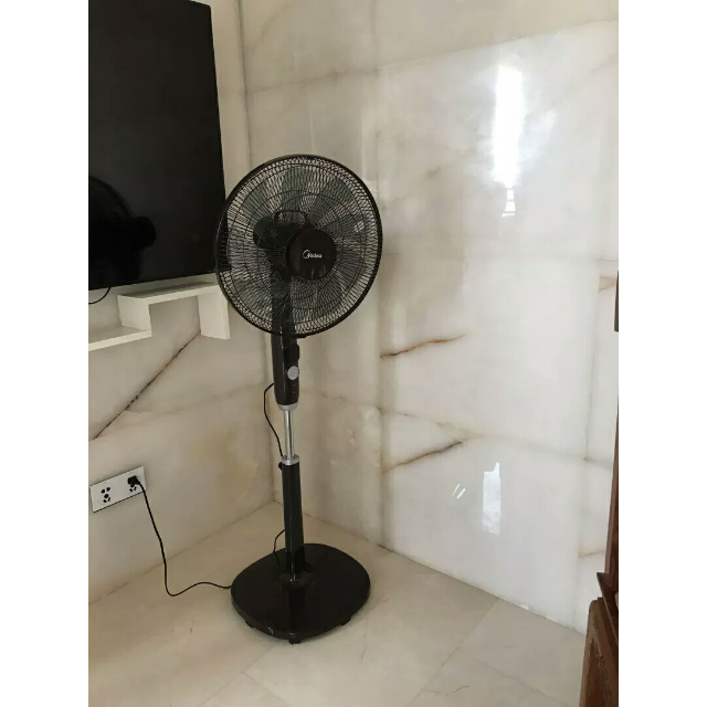 > 美的落地扇fs40-17cr商品评价 > 质量不错,风很柔和,.
