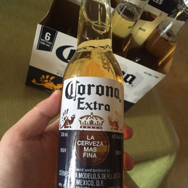> corona/科罗娜特级啤酒330ml*24商品评价 > 半价买的,送货快,还
