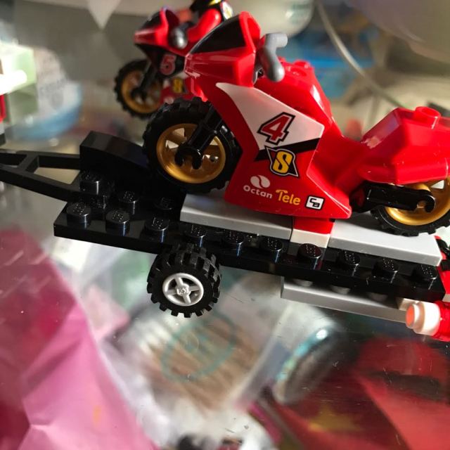 > 正版乐高lego city城市系列 60084 摩托赛车运输车 积木玩具商品